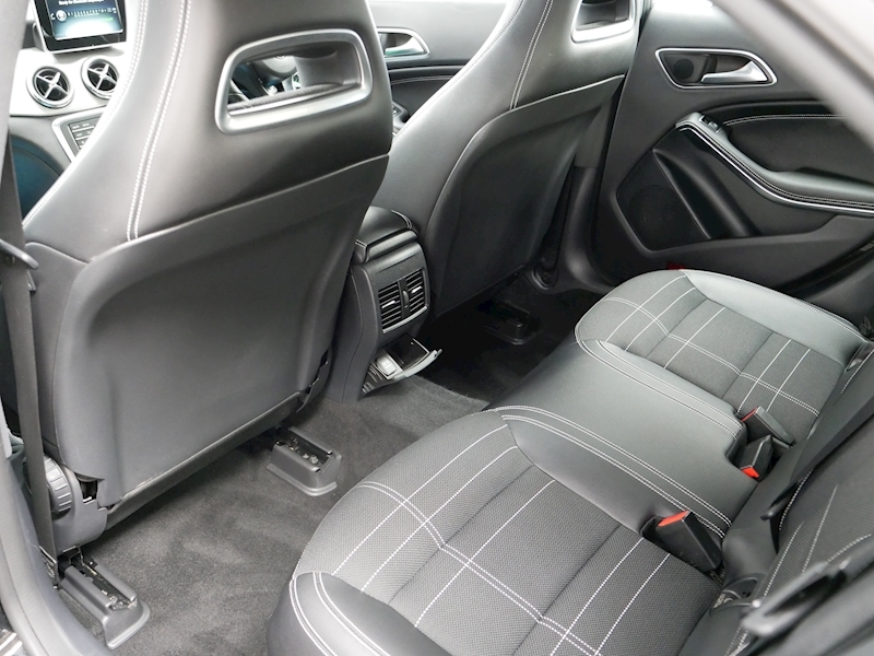 Mercedes-Benz 1.6 CLA180 Sport Coupe 4dr Petrol Manual (s/s) (130 g/km, 122 bhp)