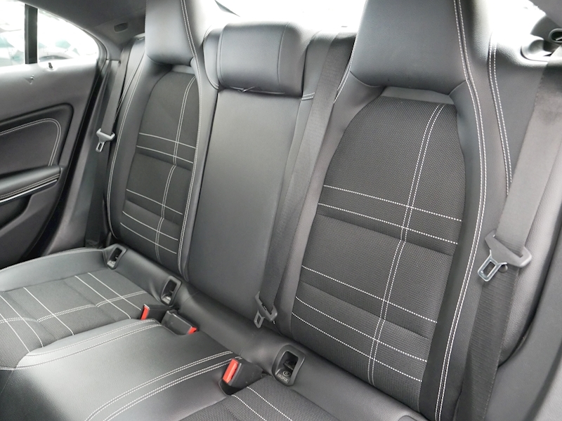 Mercedes-Benz 1.6 CLA180 Sport Coupe 4dr Petrol Manual (s/s) (130 g/km, 122 bhp)