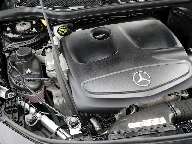 Mercedes-Benz 1.6 CLA180 Sport Coupe 4dr Petrol Manual (s/s) (130 g/km, 122 bhp)