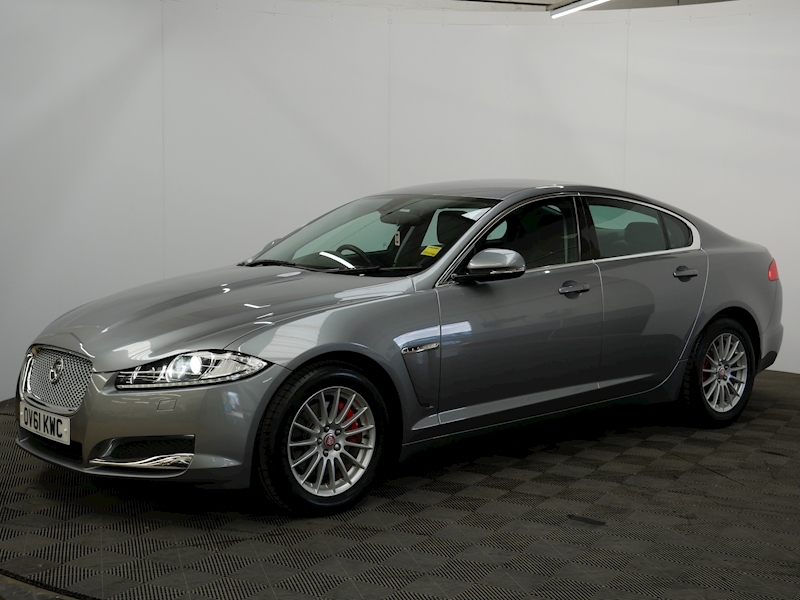 Jaguar 3.0d V6 Luxury Saloon 4dr Diesel Auto Euro 5 (240 ps)