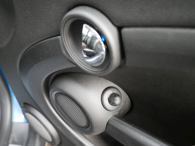 MINI 1.6 Cooper Hatchback 3dr Petrol Auto Euro 6 (122 ps)