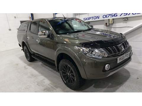 L200 Di-D 4X4 Barbarian Dcb Pick Up 2.4 Automatic Diesel