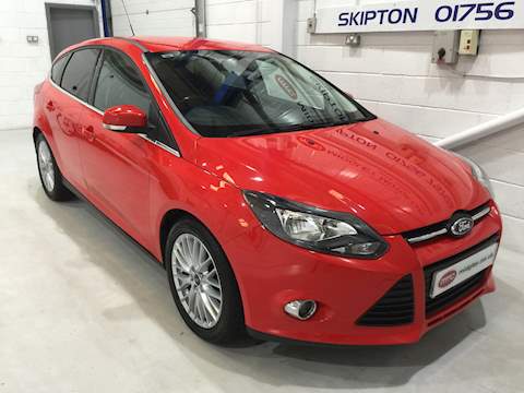 Focus Zetec Navigator Hatchback 1.0 Manual Petrol