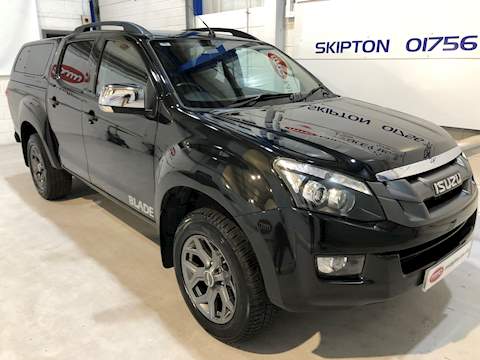 D-Max Blade Double Cab Pickup 2.5 Manual Diesel