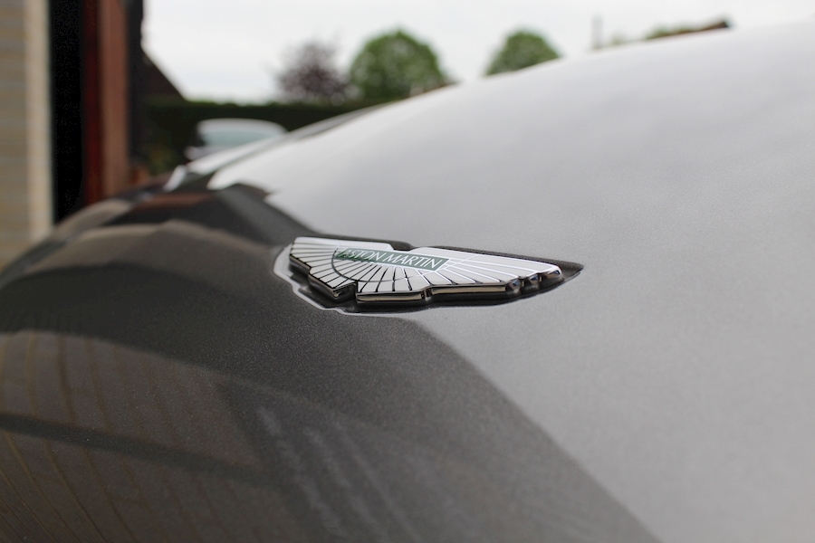 Aston Martin Vantage V8 - Large 33
