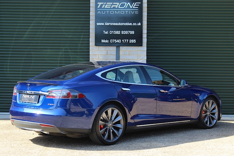 Tesla Model S P90d AWD - Large 1