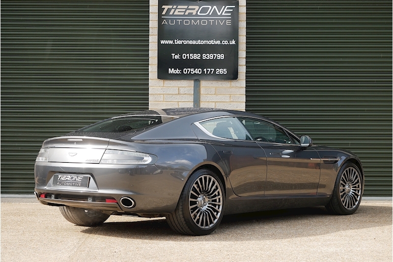 Aston Martin Rapide V12 - Large 1