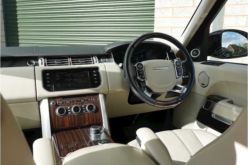 Land Rover Range Rover Sdv8 Vogue Se - Large 24
