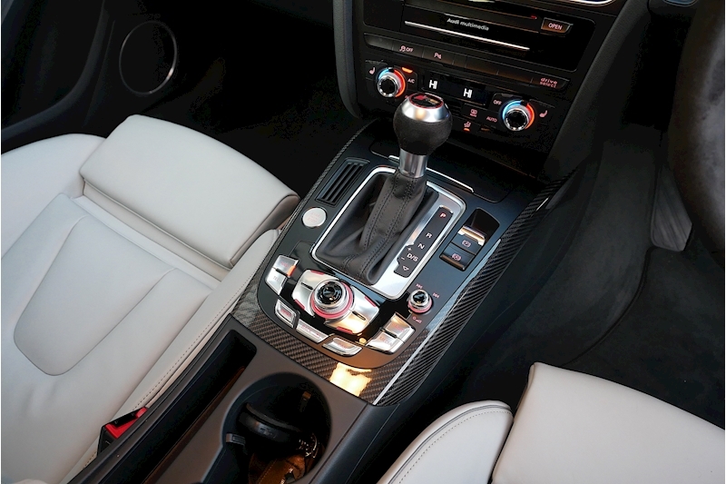 Audi RS4 Avant Fsi Quattro - Large 12