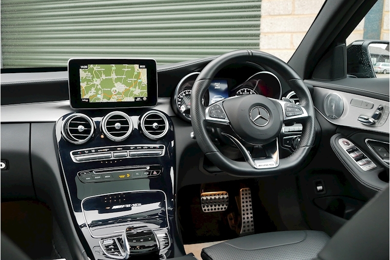 Mercedes-Benz C Class Amg C 63 Premium - Large 16