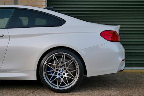 BMW M4 Competition Pack - Large 27