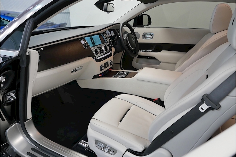 Rolls Royce Wraith V12 - Large 3