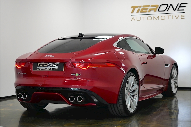 Jaguar F-Type R Awd - Large 32