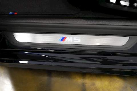 BMW M5 - Large 41