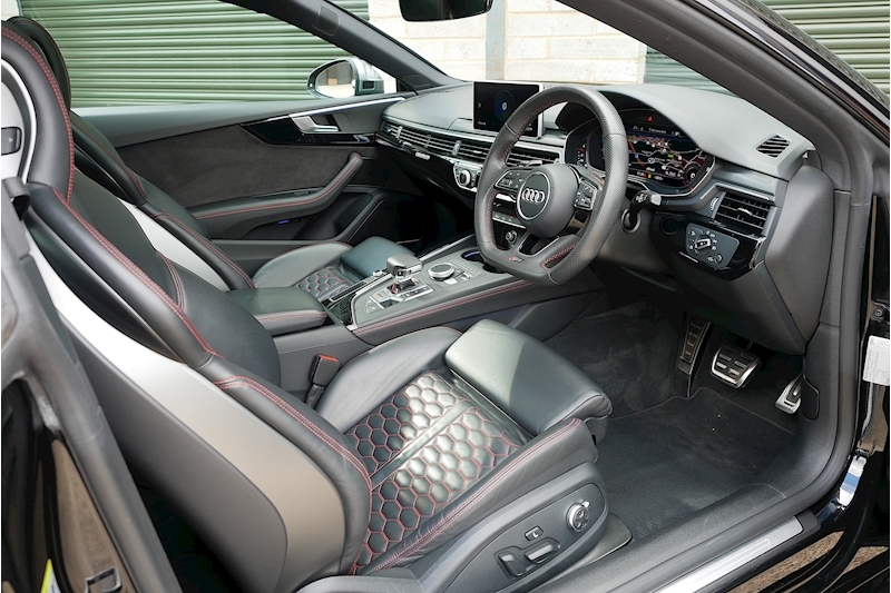 Audi RS5 - Large 35