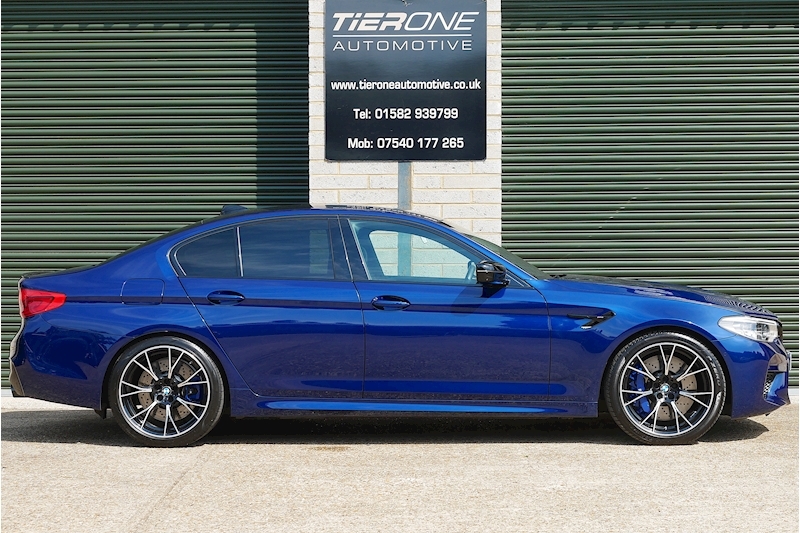 BMW M5 Competition - Large 2