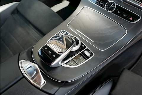 Mercedes-Benz E Class E300 AMG Line Premium Plus - Large 15