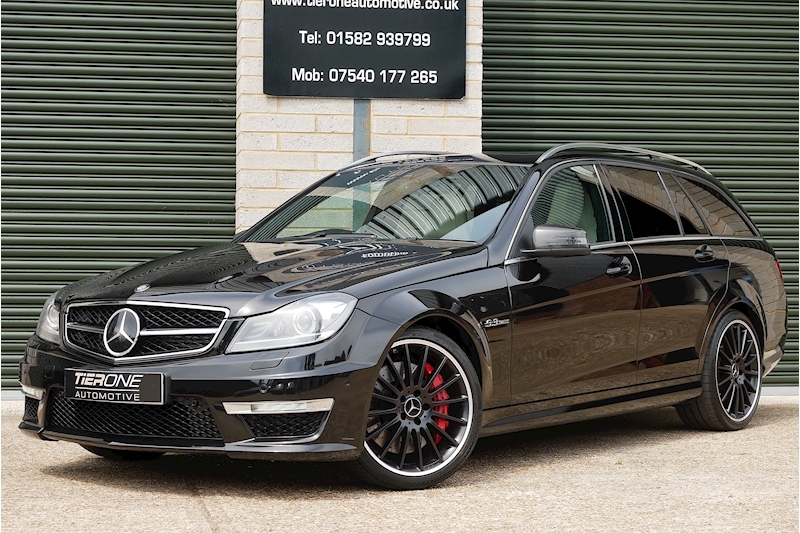 Mercedes-Benz C Class AMG - Large 31