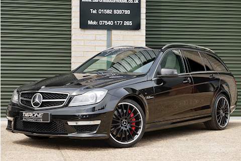 Mercedes-Benz C Class AMG - Large 31