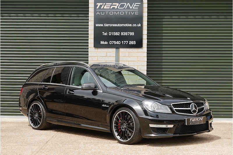 Mercedes-Benz C Class AMG - Large 7