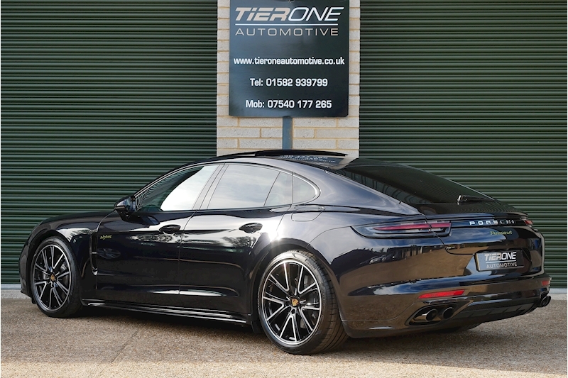 Porsche Panamera 4 E-Hybrid - Large 8