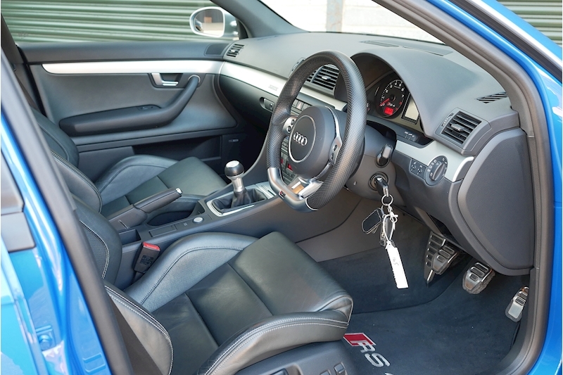 Audi RS4 4.2 Saloon 4dr Petrol Manual quattro (324 g/km, 415 bhp) - Large 10