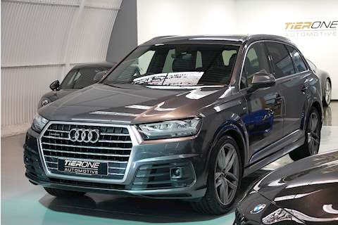 Audi Q7 S line - Large 37