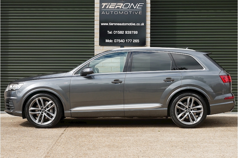 Audi Q7 S line - Large 10