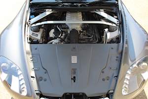 Aston Martin Vantage V8 Roadster - Large 40