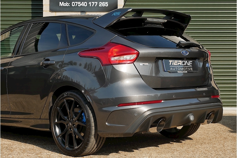 Ford Focus RS - Large 26
