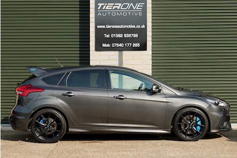 Ford Focus RS - Large 2