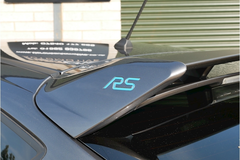 Ford Focus RS - Large 38