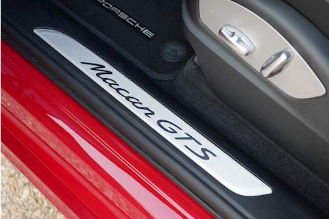 Porsche Macan GTS - Large 22