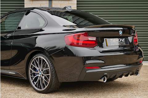 BMW 2 Series M240i Coupe - Large 28