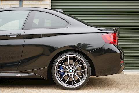 BMW 2 Series M240i Coupe - Large 32