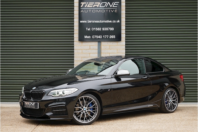 BMW 2 Series M240i Coupe - Large 0