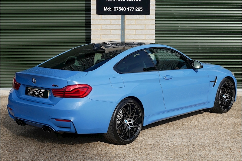 BMW M4 Competition Package - Large 38