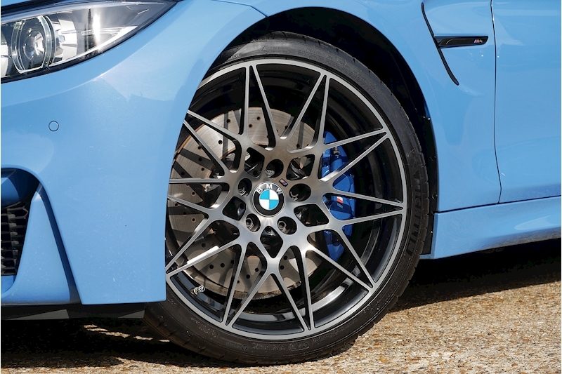 BMW M4 Competition Package - Large 5