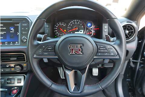 Nissan GT-R Recaro - Large 7