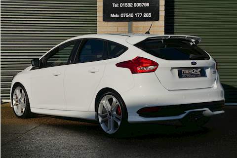 Ford Focus ST-3 - Large 27