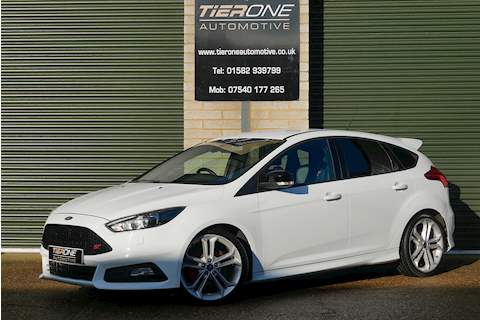 Ford Focus ST-3 - Large 0