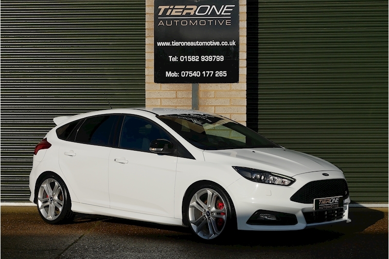 Ford Focus ST-3 - Large 7