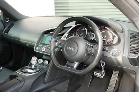Audi R8 5.2 FSI V10 Coupe 2dr Petrol R Tronic quattro (327 g/km, 518 bhp) - Large 13