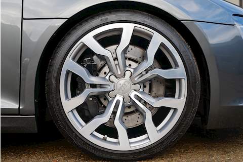 Audi R8 5.2 FSI V10 Coupe 2dr Petrol R Tronic quattro (327 g/km, 518 bhp) - Large 20
