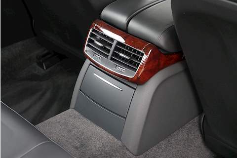 Audi A8 SE Executive Quattro - Large 14