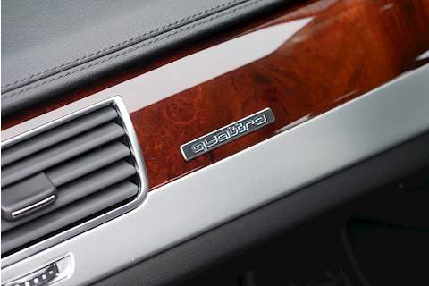 Audi A8 SE Executive Quattro - Large 37