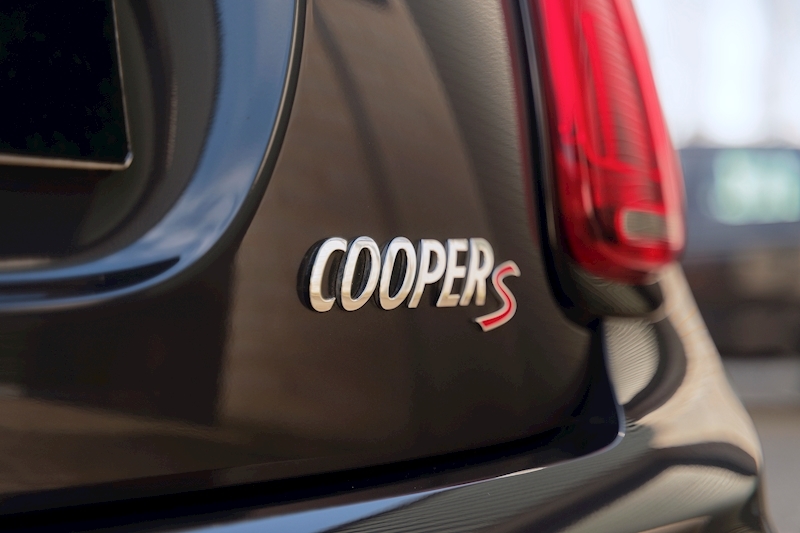 MINI Hatch 3-Door Hatch Cooper S Sport - Large 28