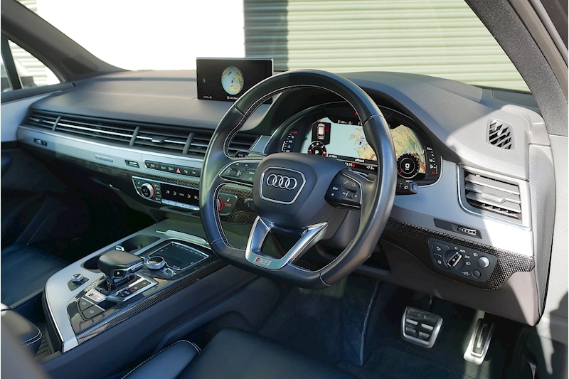 Audi SQ7 TDI V8 - Large 15