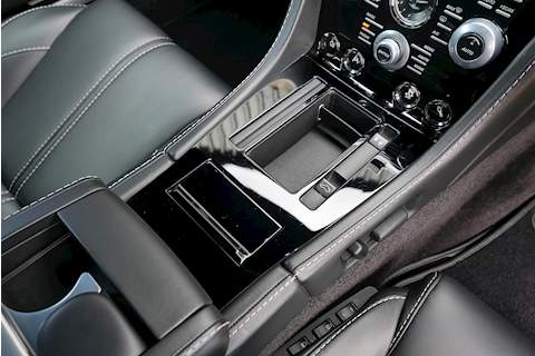 Aston Martin Vantage V12 S - Large 22