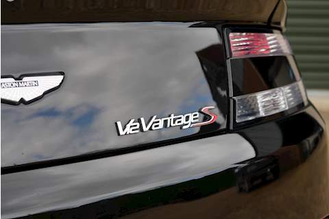 Aston Martin Vantage V12 S - Large 7